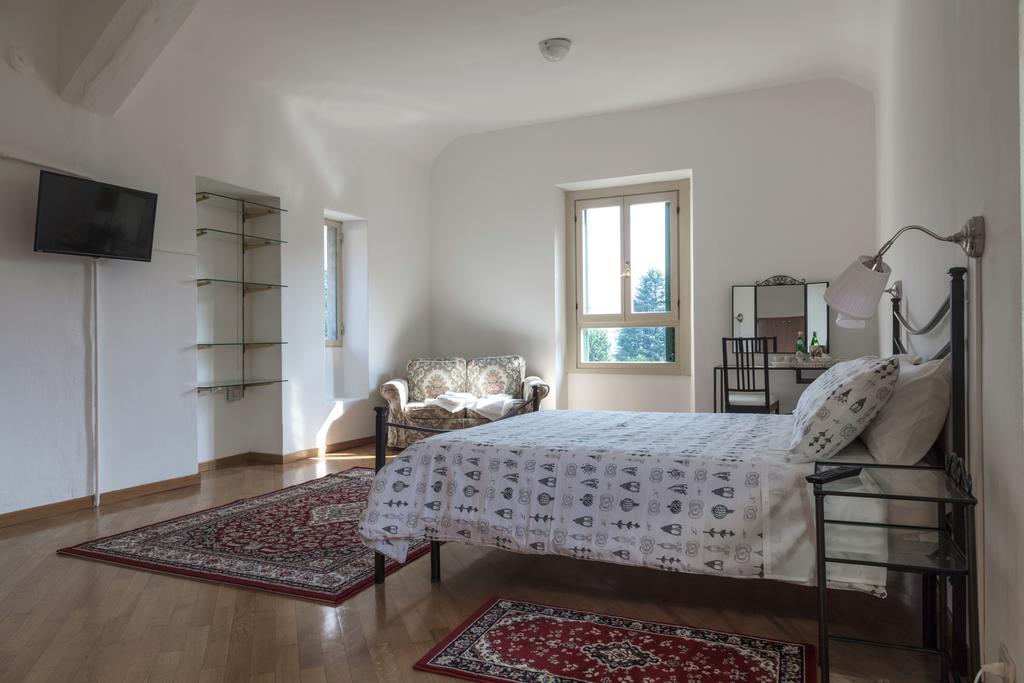 Villa Del Cigno Lecco Phòng bức ảnh