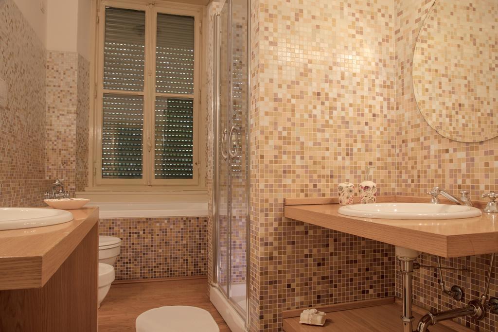 Villa Del Cigno Lecco Phòng bức ảnh